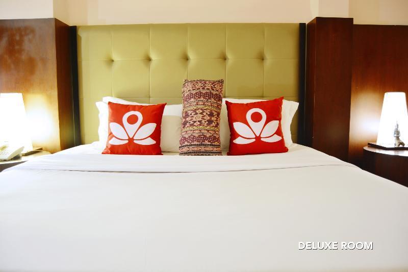 W Home Cikatomas Jakarta Extérieur photo