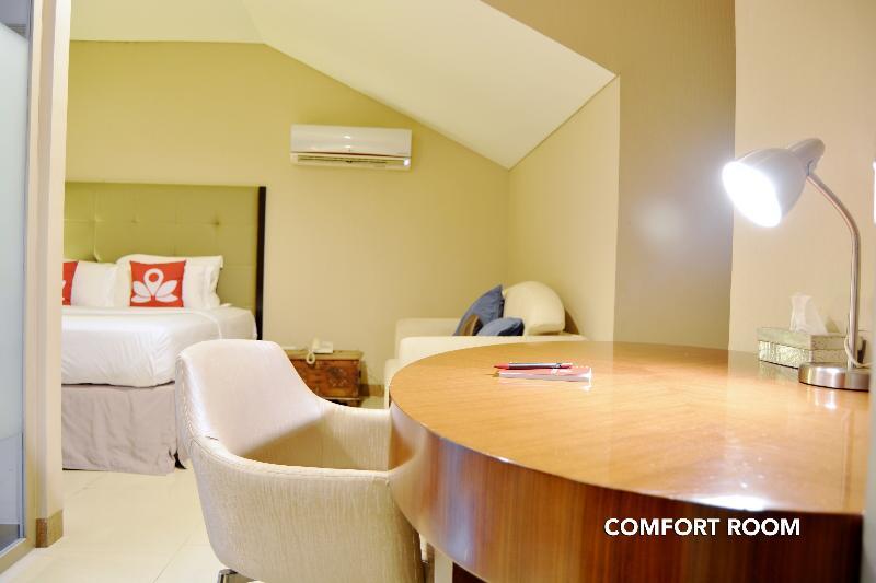 W Home Cikatomas Jakarta Extérieur photo