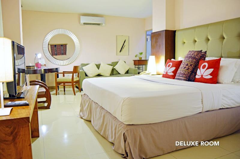 W Home Cikatomas Jakarta Extérieur photo