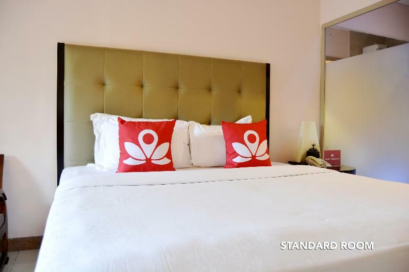 W Home Cikatomas Jakarta Extérieur photo